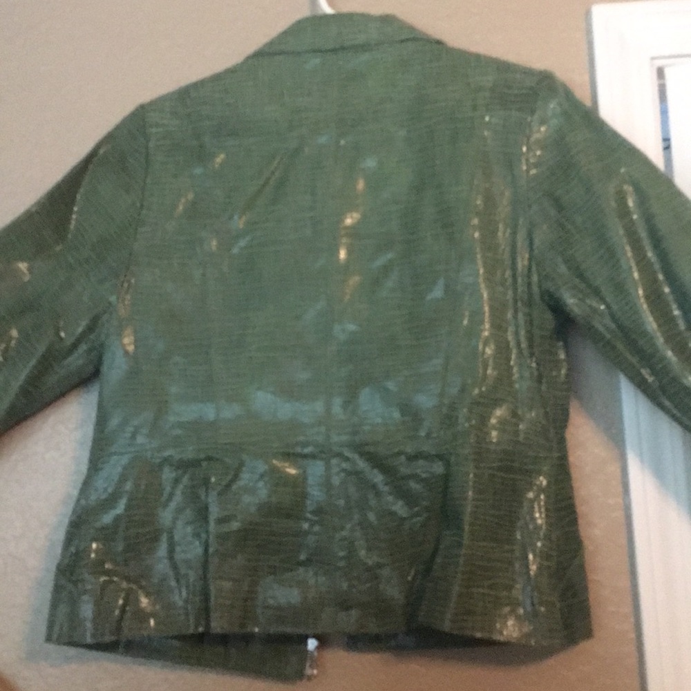 Alfani Genuine Leather Jacket. Thin,  not bulky - Picture 4 of 4